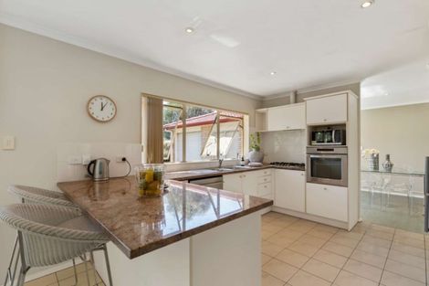 Photo of property in 12 Tington Avenue, Wattle Downs, Auckland, 2103