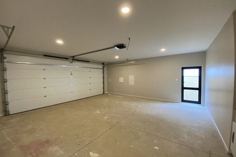 Photo of property in 8 Tagish Way, Orewa, 0931