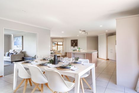 Photo of property in 12 Tarrango Way, Rototuna, Hamilton, 3210