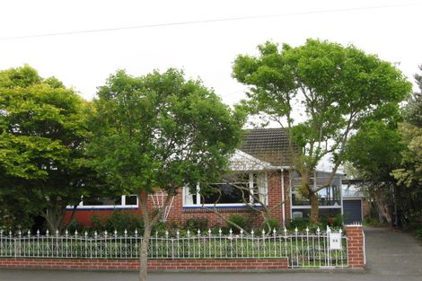 Photo of property in 16 Springbank Street, Bryndwr, Christchurch, 8053