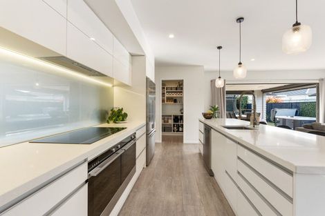 Photo of property in 71 Pohutukawa Parade, Riverhead, 0820