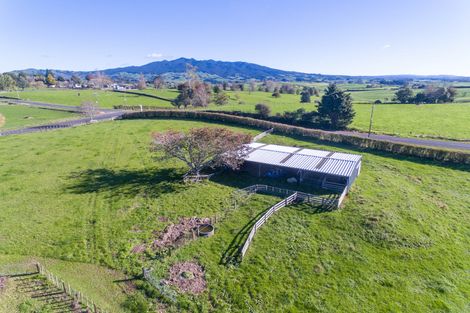Photo of property in 11 Waiari Road, Pirongia, Te Awamutu, 3876