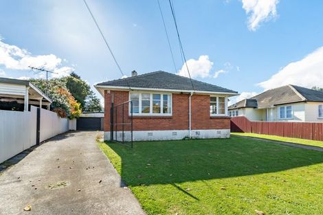 Photo of property in 35 Peck Street, Taita, Lower Hutt, 5011
