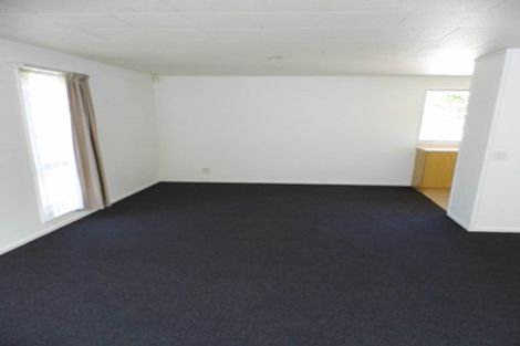 Photo of property in 2/20 Eastdale Road, Avondale, Auckland, 1026