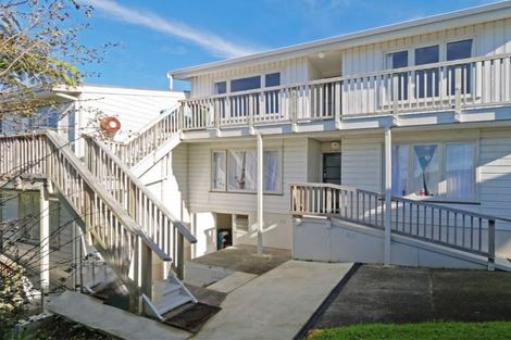 Photo of property in 2/54 Thatcher Street, Mission Bay, Auckland, 1071