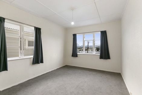Photo of property in 11b Upper Lewisville Terrace, Thorndon, Wellington, 6011