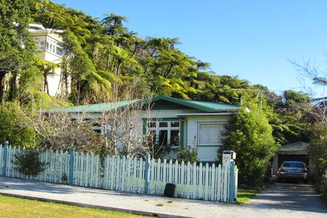 Photo of property in 24 Winnie Street, Greymouth, 7805