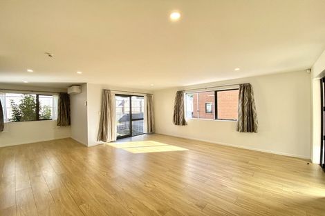Photo of property in 39c Cutler Street, New Lynn, Auckland, 0600