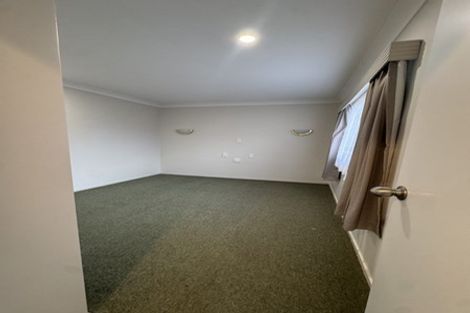 Photo of property in 11 Takanini Road, Takanini, 2112
