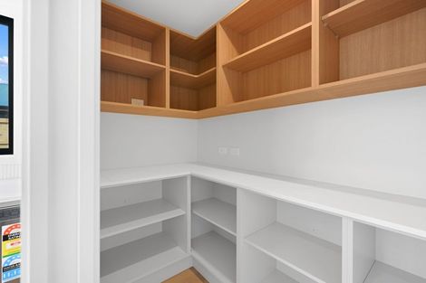 Photo of property in 69 Kelly Road, Cambridge, 3434