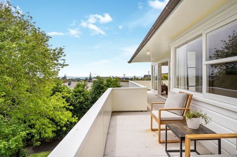 Photo of property in 1/78 Castor Bay Road, Castor Bay, Auckland, 0620