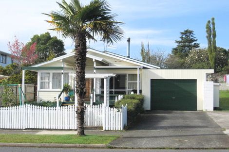 Photo of property in 3 Winston Street, Tikipunga, Whangarei, 0112