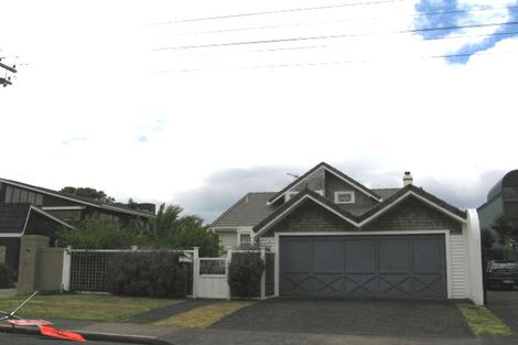 Photo of property in 3 Holiday Road, Milford, Auckland, 0620