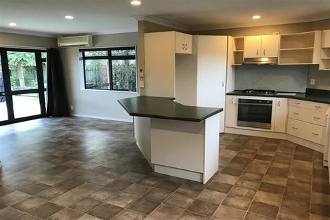 Photo of property in 25 Admiral Crescent, Flagstaff, Hamilton, 3210