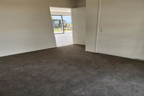 Photo of property in 177 Alf Access Road, Helensville, 0875