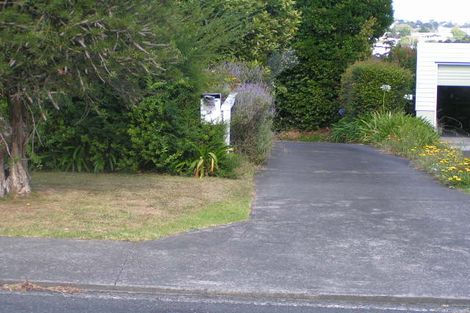Photo of property in 1/8 Raines Avenue, Forrest Hill, Auckland, 0620