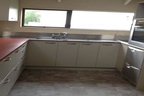 Photo of property in 15 Selwyn Street, Lower Vogeltown, New Plymouth, 4310