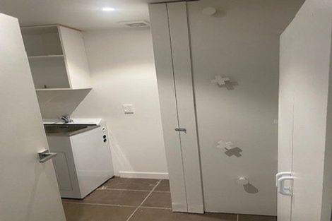 Photo of property in 18 Kellsmere Crescent, Island Bay, Wellington, 6023