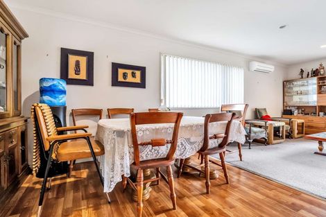 Photo of property in 2 Warriston Avenue, Waiuku, 2123