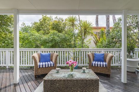 Photo of property in 2/13a Sandspit Road, Cockle Bay, Auckland, 2014