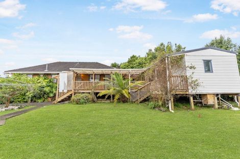 Photo of property in 6 Serjeant Street, Henderson, Auckland, 0612