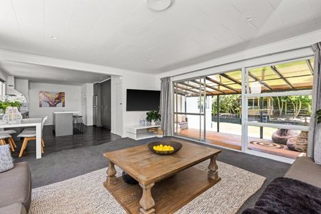 Photo of property in 20 Tokomaru Drive, Havelock North, 4130