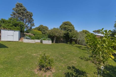 Photo of property in 8 Bight Place, Whitby, Porirua, 5024