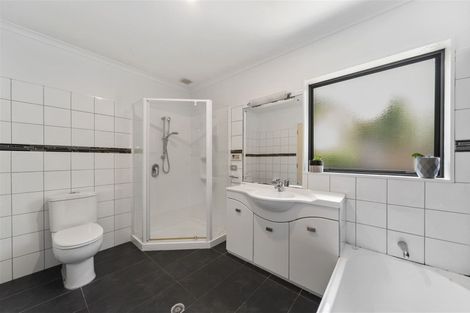 Photo of property in 17 Kahurangi Drive, Rangatira Park, Taupo, 3330