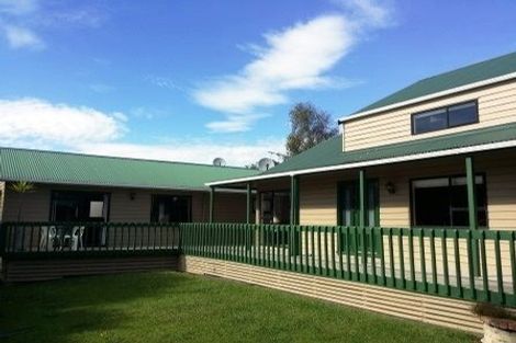 Photo of property in 14 Chablis Place, Henderson, Auckland, 0612