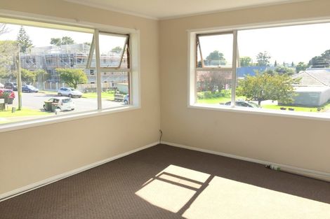 Photo of property in 1/15 Panama Road, Mount Wellington, Auckland, 1062