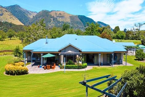 Photo of property in 92 Packard Road, Motupipi, Takaka, 7183