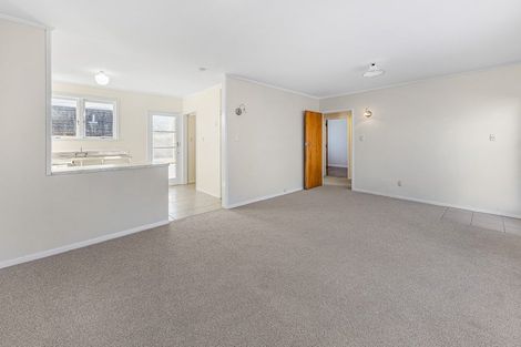 Photo of property in 3/222 Edmonton Road, Te Atatu South, Auckland, 0610