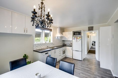 Photo of property in 11 Eton Street, Taradale, Napier, 4112