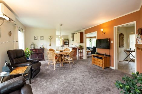 Photo of property in 42 Iona Road, Havelock North, 4130