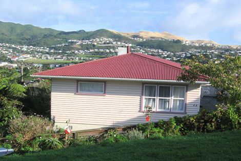 Photo of property in 44 Sheridan Terrace, Johnsonville, Wellington, 6037