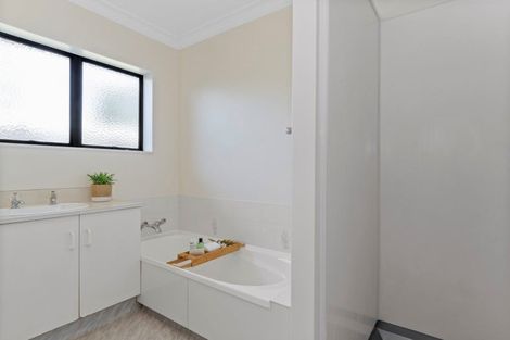 Photo of property in 202 Grenada Street, Mount Maunganui, 3116