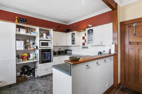 Photo of property in 98 Forbury Road, Saint Clair, Dunedin, 9012