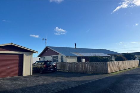 Photo of property in 2 Winslow Place, Levin, 5510