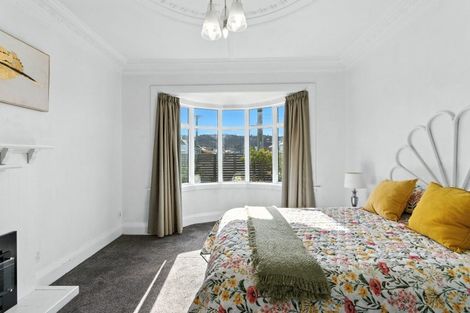 Photo of property in 253 Macandrew Road, Forbury, Dunedin, 9012