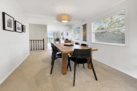 Photo of property in 32 Mason Street, New Lynn, Auckland, 0600
