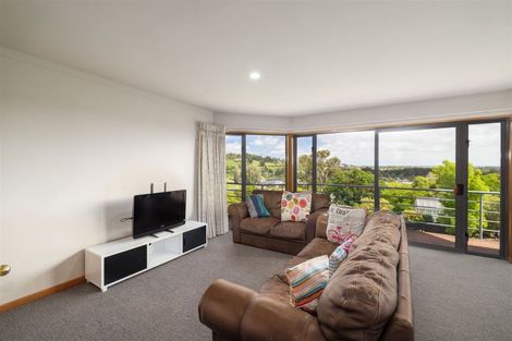 Photo of property in 12 Lucknow Place, Cashmere, Christchurch, 8022