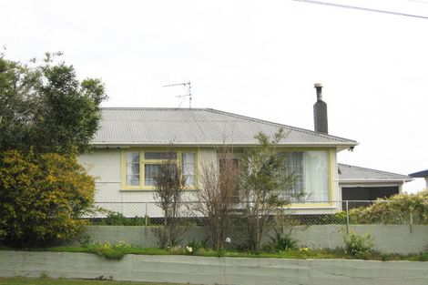 Photo of property in 109 Omata Road, Marfell, New Plymouth, 4310