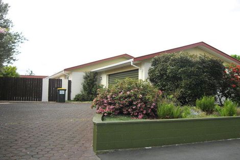 Photo of property in 12 Brogar Place, Casebrook, Christchurch, 8051