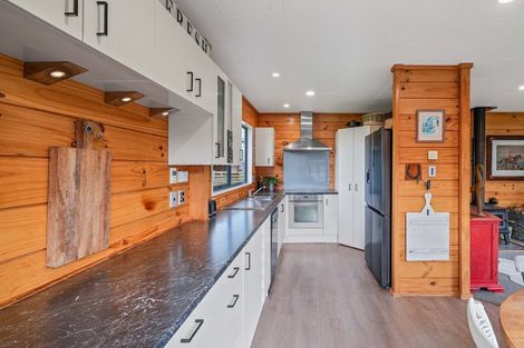 Photo of property in 295 Turuturu Road, Hawera, 4674