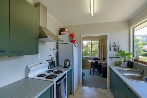 Photo of property in 2a Elder Grove, Paraparaumu, 5032