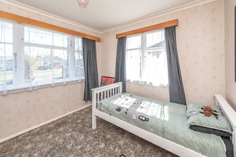 Photo of property in 16 Lewis Avenue, Aramoho, Whanganui, 4500