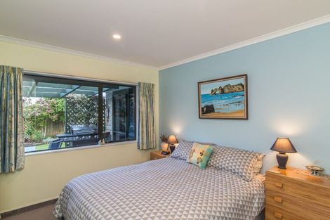 Photo of property in 20 Harry Shaw Way, Raumati South, Paraparaumu, 5032