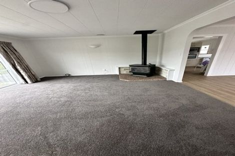 Photo of property in 4 Miles Crescent, Wainuiomata, Lower Hutt, 5014
