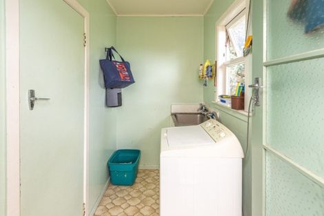 Photo of property in 43 Manuka Street, Castlecliff, Whanganui, 4501