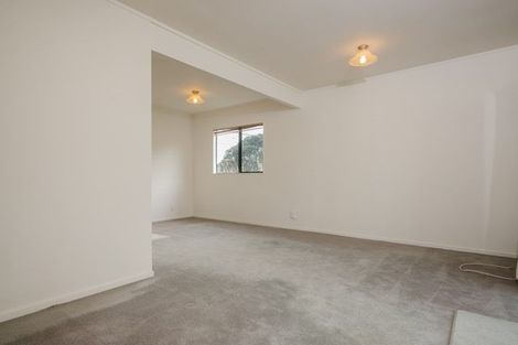Photo of property in 1/3 Gloria Avenue, Te Atatu Peninsula, Auckland, 0610